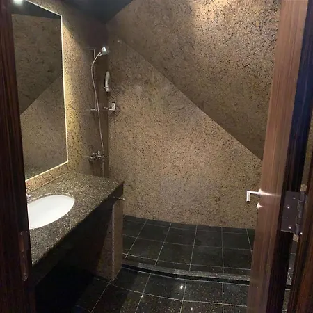 Anel Luxury סוזופול